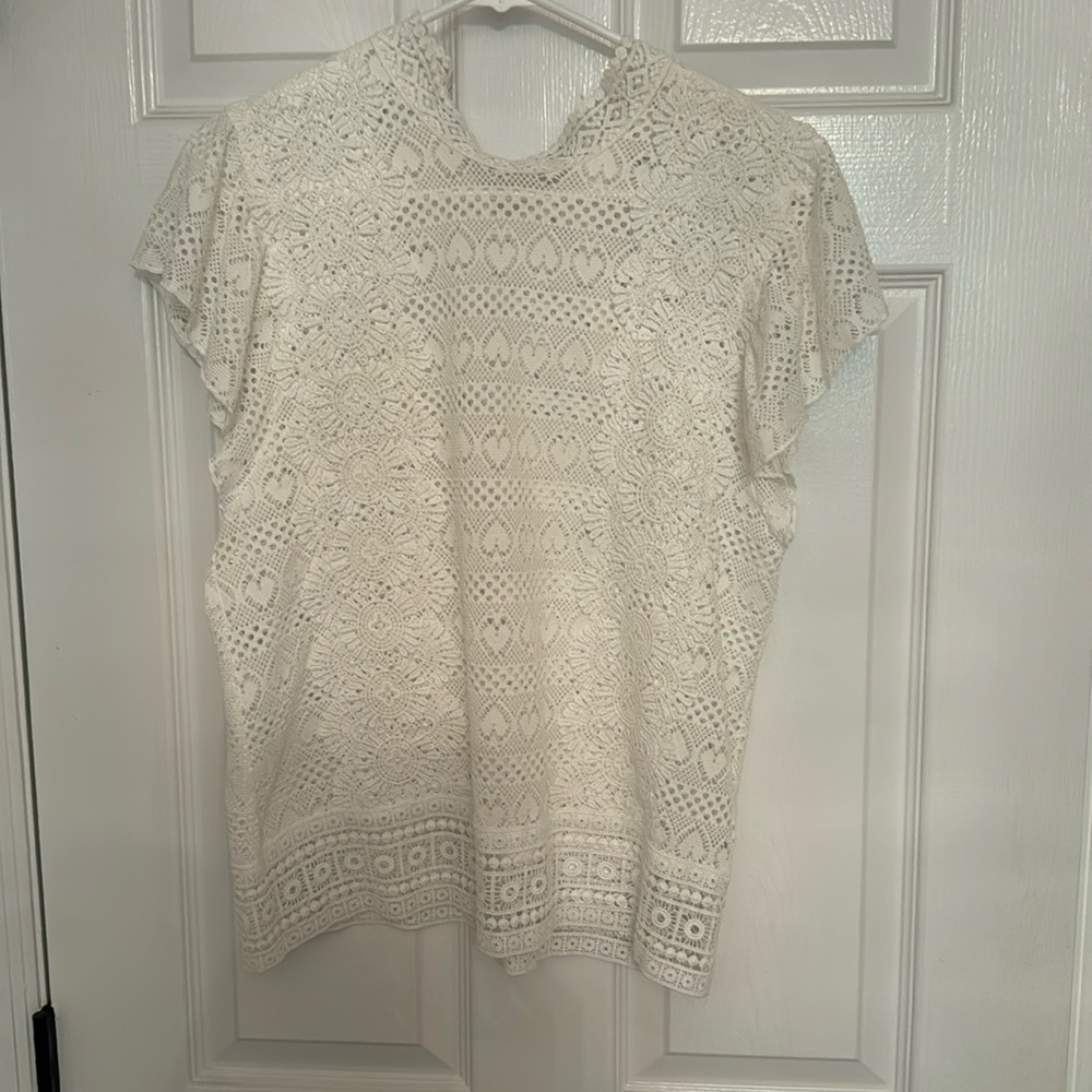 Ellison Lace top